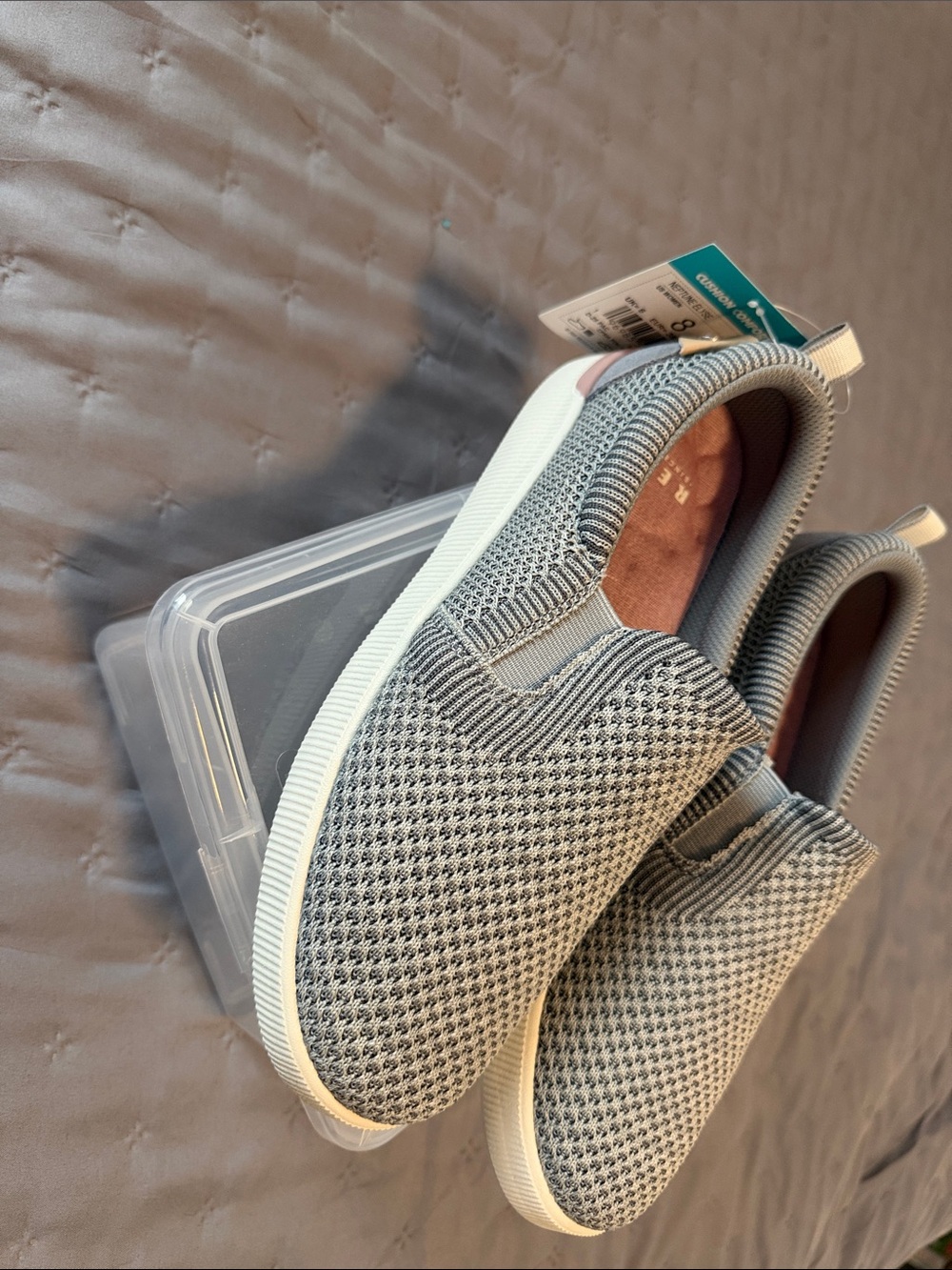 Reef Slip-On Knit Sneakers in Light Gray and White